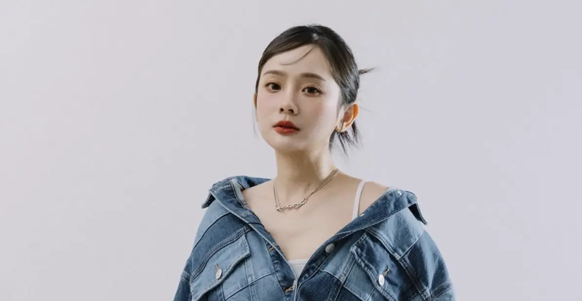 ▲網紅張藝近期捲入雙面人爭議，豈料就連前啦啦隊女神洗菜（如圖）都爆料，控訴張藝曾網路霸凌她的好友優格姐姐（林姵君），將莫須有的罪名冠到她頭上，更直言「壞人終於被大家知道了」。（圖／IG jumi0118）