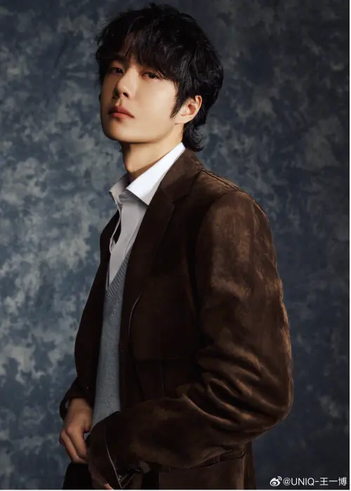 ▲王一博以《陳情令》登上中國「頂流」小生寶座，平時除了出演陸劇外，也接下許多代言，據傳身價破億。（圖／摘自王一博微博）