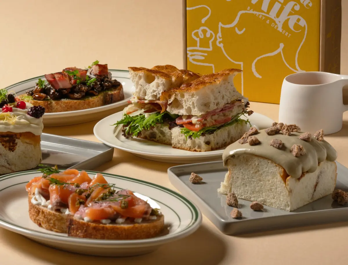 ▲「Ochre Grill & Bar」與人氣甜點品牌「胖死我太太 Bakery and Dessert」聯名，將於4月18日起展開為期一個月的午後限定計劃，推多款鹹甜口味的三明治、肉桂捲等，且加茶飲只要加購價99元。（圖／Ochre Grill & Bar提供）