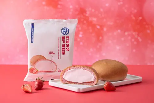 ▲7-11獨家開賣「延世大學草莓生乳包」第二件79折。（圖／上友SUNFRIEND MOUTH提供）