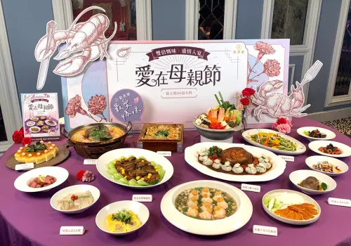 母親節陪媽媽或婆婆? 新天地推「二戶親家歡聚宴」皆大歡喜 ▲迎接母親節,新天地集團推出三款桌菜,滿足不同需求的家庭。(圖/業者提供)