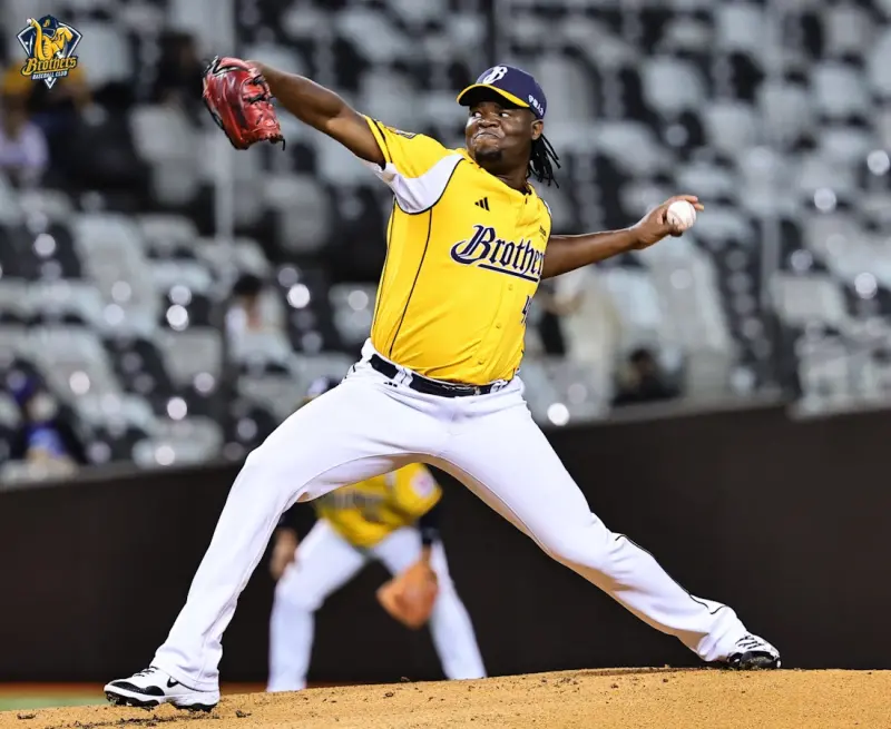 ▲中信兄弟洋投德保拉今日對富邦悍將主投8局無失分，拿下在中職生涯第69勝，距離風神的70勝僅一勝之遙。（圖／中信兄弟提供）