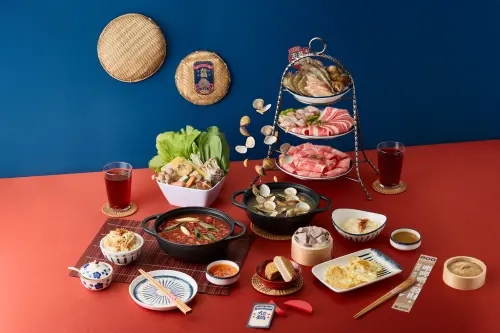 ▲到「尬鍋」用餐，4月20日中午將免費送壽桃；另外4月20日～4月30日內用雙人套餐或2客指定單人套餐並升級明星湯，就每人送媽祖寶壽桃一份。（圖／王品提供）