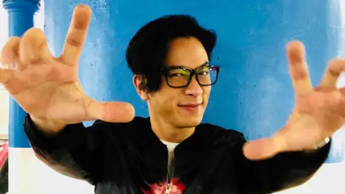 港星吳卓羲演唱會「大走音、高音上不去」尷尬道歉:已經盡力了
