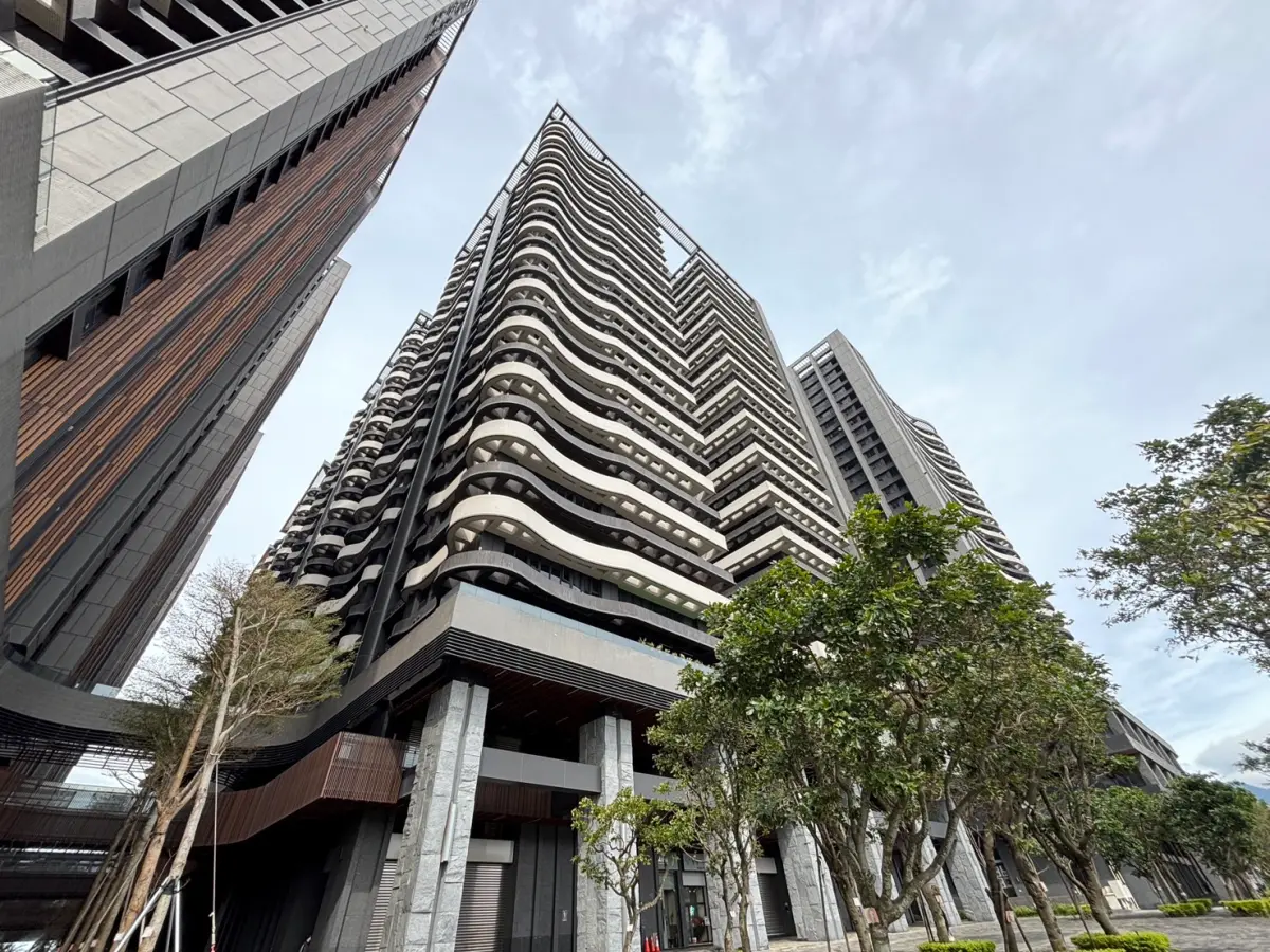 ▲淡海新市鎮中心商業區成為房市新熱點，生活機能也逐漸到位。（圖／信義房屋提供）