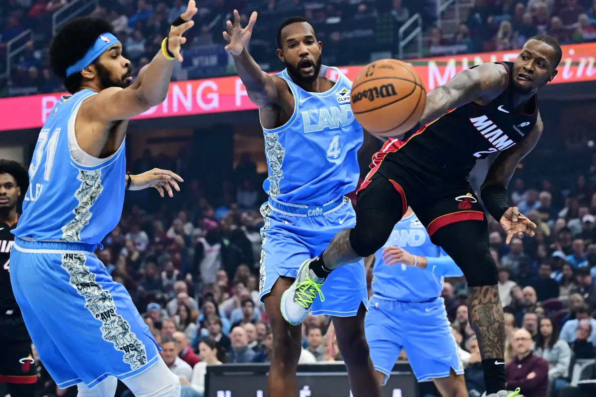 ▲熱火與騎士將在季後賽首度交手，寫下兩隊史上首次季後賽對決，這兩支東區隊伍終於在37年後狹路相逢。（圖／路透／達志影像）