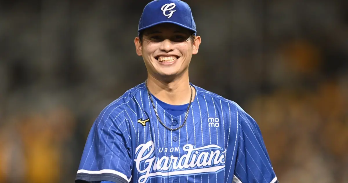 ▲張奕開季投球表現佳，面對失誤不僅沒有受影響，還會安撫年輕隊友，有球隊「老大哥」的樣子，張奕稍早受訪時透露，自己也是看到洋投在場上表現，也覺得要學習成為成熟的投手，「他們對我來講是很好的榜樣。」（圖／富邦悍將提供）