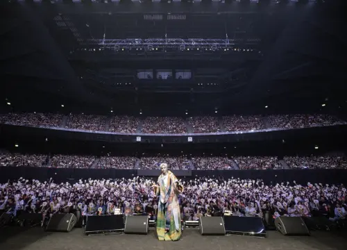 ▲Bii畢書盡在台北流行音樂中心的演唱會吸引眾多的粉絲前來欣賞，場面很盛大。（圖／索尼音樂提供）