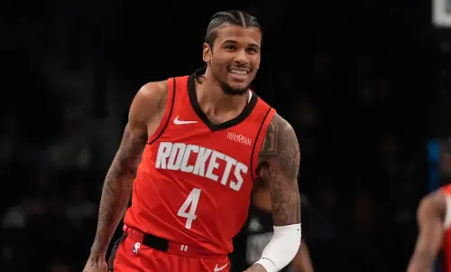 Jalen Green是火箭一哥,本季前才剛簽肥約,結果首戰表現不佳,被球迷砲轟是「領肥約不做事,還當臥底。」(圖/美聯社/達志影像) ▲Jalen Green是火箭一哥,本季前才剛簽肥約,結果首戰表現不佳,被球迷砲轟是「領肥約不做事,還當臥底。」(圖/美聯社/達志影像)