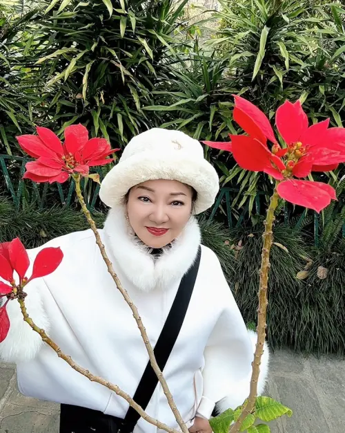 白冰冰(如圖)發聲明表示,沒有因為賴慧如婚禮上被安排的位置不好而不滿。(圖/白冰冰 臉書) ▲白冰冰(如圖)發聲明表示,沒有因為賴慧如婚禮上被安排的位置不好而不滿。(圖/白冰冰 臉書)