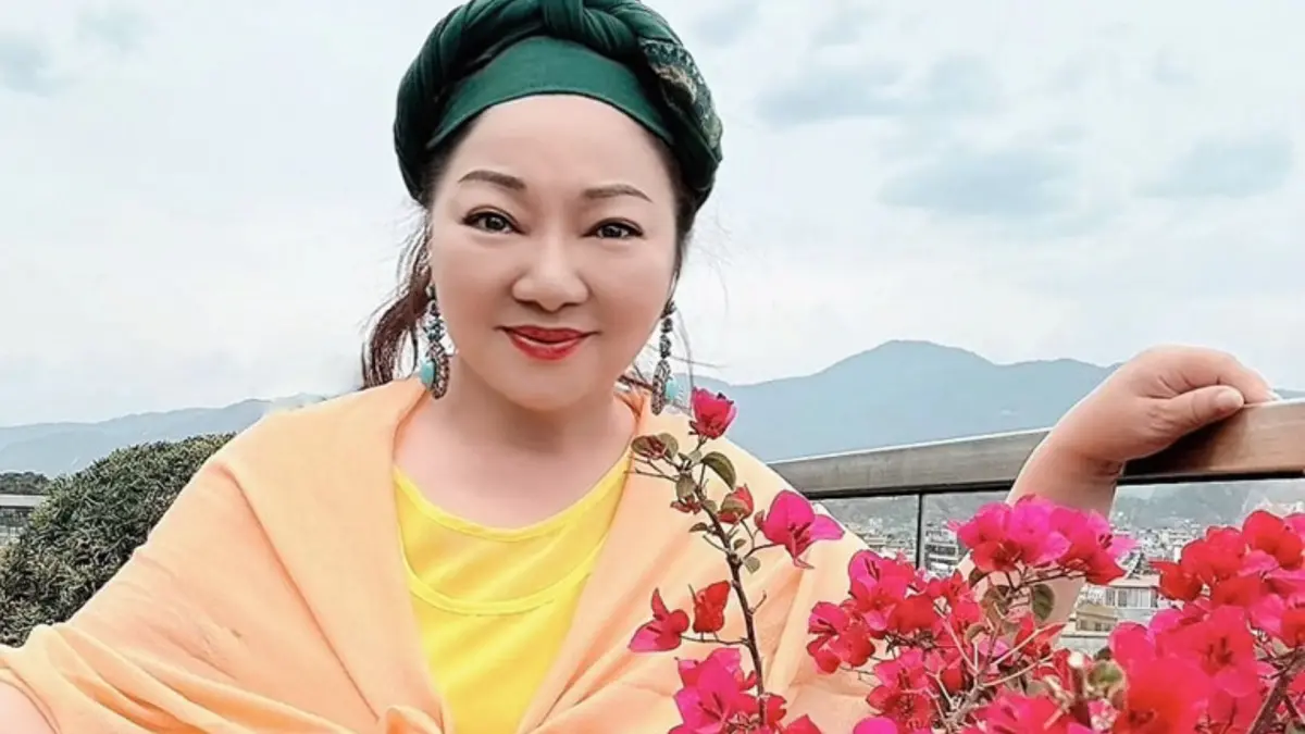 ▲女星白冰冰（如圖）被爆料參加賴慧如和劉家銘婚禮時，因為不滿當天的位子安排，飯都沒吃就走人了。今（21）日，白冰冰發聲明表示因為當天有3場喜事要去，才會提前離開，心裡沒有任何不滿。（圖／白冰冰 臉書）