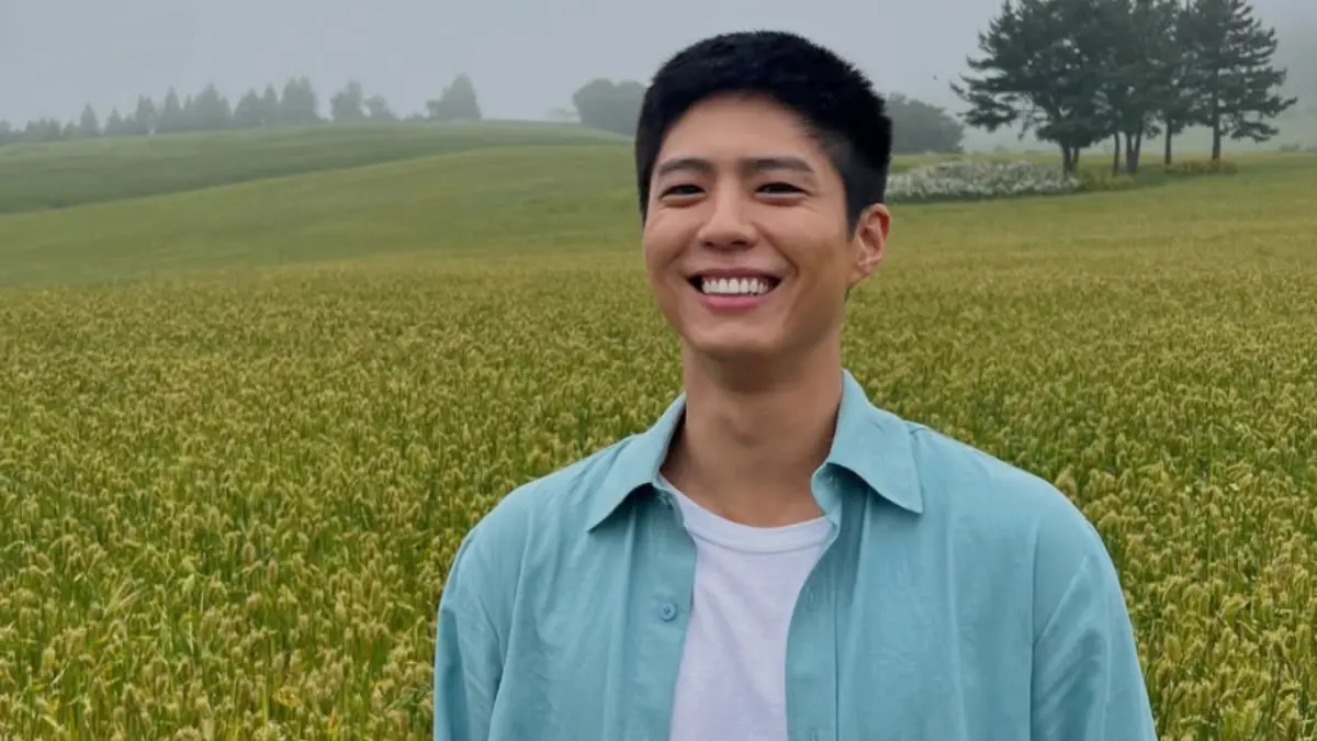 ▲韓國熱播劇《苦盡柑來遇見你》的幕後花絮中，一名工作人員分享了朴寶劍（如圖）的美談，起因是她失誤將iPad留在鏡頭前，朴寶劍發現後卻幫工作人員掩蓋失誤，假裝成自己演的不好，向導演確認畫面。（圖／朴寶劍IG）