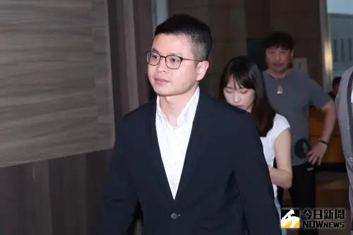 網傳426遊行超荒謬口號！他揭「青鳥反串招數」酸：眼睛業障重
