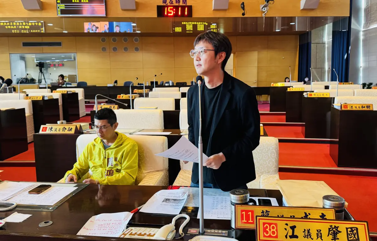 ▲一階連署罷免蔡其昌有83名提議人已往生，台中市議員江肇國大酸，市府應呼籲「市民請愛護生命」。（圖／江肇國提供，2025.04.21）