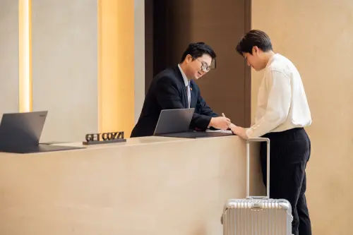 和逸飯店‧台北雙館推出「綠逸旅行」住房專案,即日起至6月30日,每晚4,200元起,含雙人早餐,並贈送每房「北北基交通暢遊二日券」兩張。(圖/和逸飯店提供) ▲和逸飯店‧台北雙館推出「綠逸旅行」住房專案,即日起至6月30日,每晚4,200元起,含雙人早餐,並贈送每房「北北基交通暢遊二日券」兩張。(圖/和逸飯店提供)
