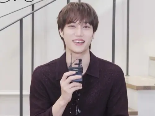 EXO KAI見粉絲職場遭遇心疼死了！叮嚀用特休放假：不要看人臉色
