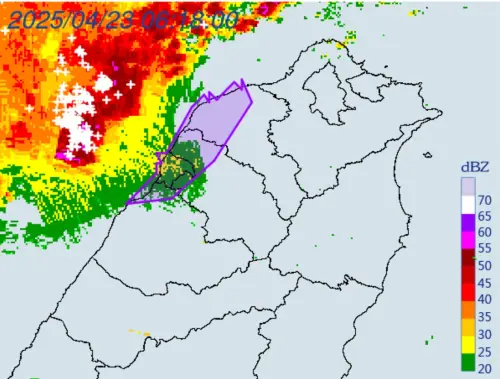 ▲中央氣象署一早發布大雷雨即時訊息。圖為示警區域範圍。（圖／中央氣象署）