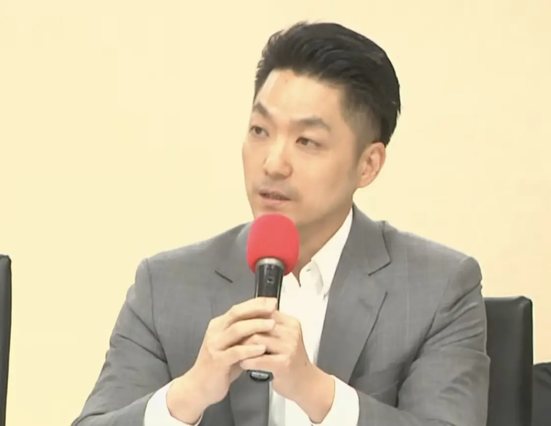 ▲台北市長蔣萬安赴台北議會拜會民進黨團。（圖／翻攝畫面）