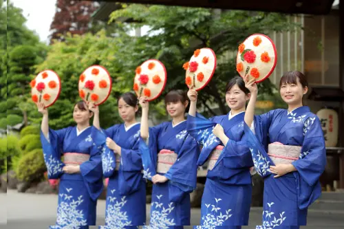 ▲女將（おかみ，Okami）是日本溫泉旅館中的靈魂人物。(圖／晶華酒店集團提供)