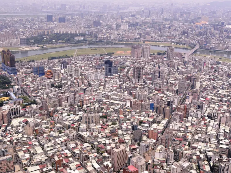 ▲根據最新實價預售揭露件數統計，今年前兩月預售揭露戶數僅7千餘戶，寫下近5年以來同期的新低。（圖／信義房屋提供）