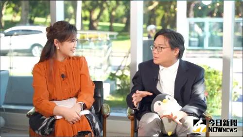 ▲放棄高薪林氏璧透露從醫師轉部落客當年心理壓力大(圖/NOW生活攻略節目 提供)