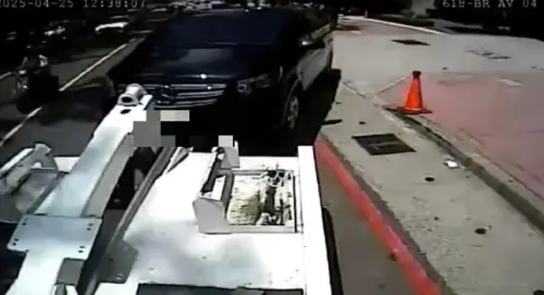 ▲接體車規範之特定車輛，因此臨時停車及停車時仍須遵守相關規定。遂依道路交通管理處罰條例對該車執行拖吊移置。(圖／高市交通大隊提供)