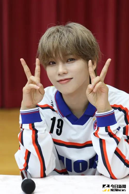 ▲n.SSign張熹援（左起）、知念和汰、李漢俊、方毅家、鄭墭允、ROBIN、尹度賀記者會。（圖／記者李政龍攝）
