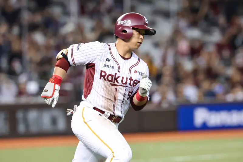 ▲樂天桃猿廖健富，在4月24日的比賽演出猛打賞，終止個人18打數無安打的低潮。（圖／樂天桃猿提供）