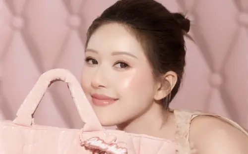 ▲趙露思在離開演藝圈後，似乎有心擴張趙家商業版圖，不僅成立新公司，還持有90％的股份。（圖／趙露思 微博）