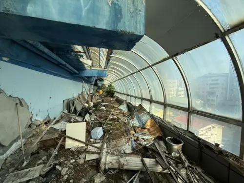 ▲▼黃金帝國閒置多年，內部已成廢墟，危機暗藏。（圖／彰化縣政府提供）