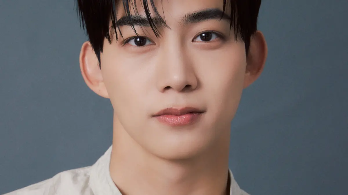 ▲韓國兩大男神玉澤演（如圖）、蘇志燮要一起來台北舉辦見面會啦！《2025 SOJISUB & OKTAECYEON FANMEETING: SONICe parTY In TAIPEI》，日期定於5月25日，在TICC（台北國際會議中心），門票將於5月3日下午1點在遠大售票系統開賣。（圖／SHOWOFFICE提供）