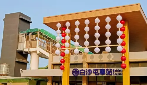 台鐵白沙屯車站預計將會湧入十萬多人潮。(圖/白沙屯拱天宮) ▲台鐵白沙屯車站預計將會湧入十萬多人潮。(圖/白沙屯拱天宮)