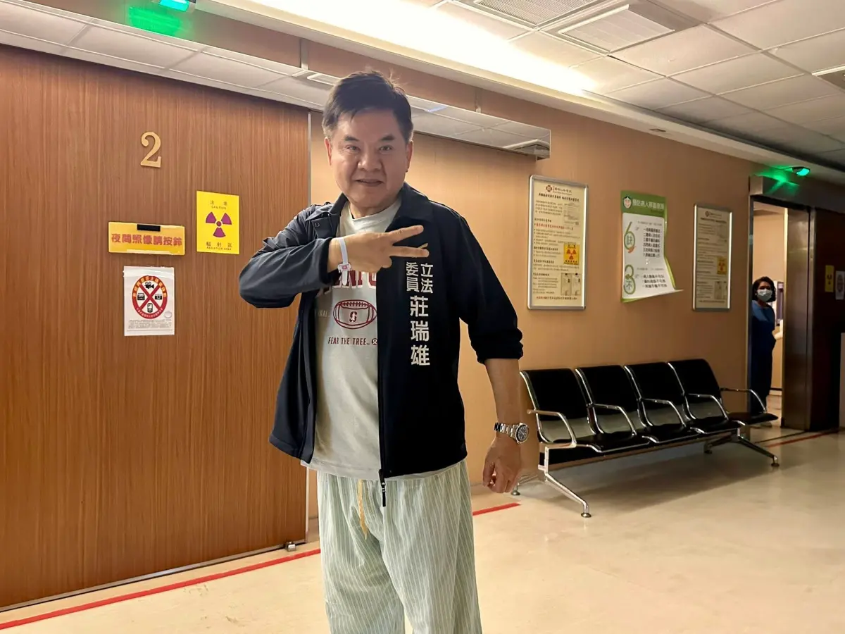 ▲莊瑞雄因腎結石就醫。（圖／取自張鈺晨臉書）