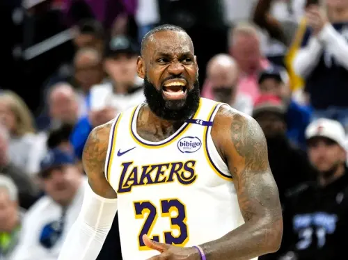 湖人內幕：詹皇願多投入防守　苦練「無球」下季願給唐西奇打下手
