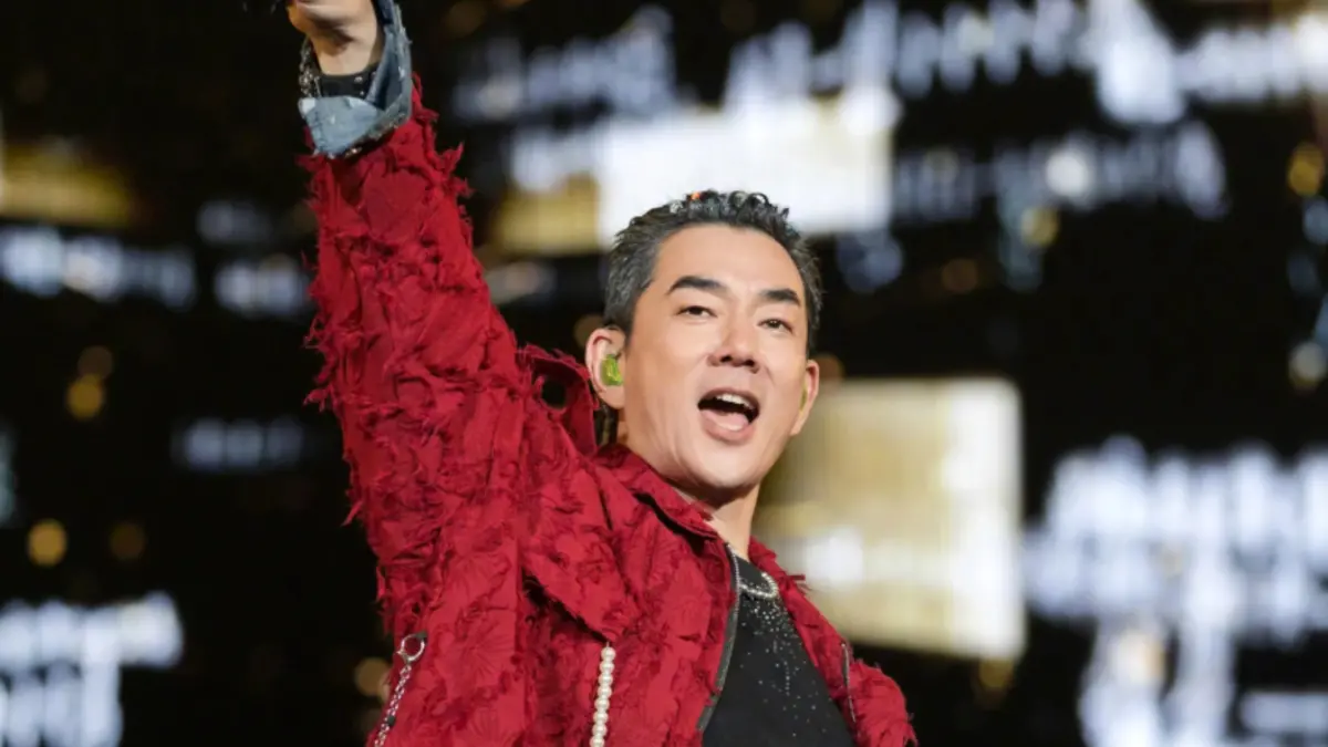 ▲天王任賢齊出道34年興趣是愛看房，近期開「齊跡2025」巡迴演唱會時，傳出他豪砸近上億新台幣買下了在中國青島的一條街。（圖／任賢齊微博）