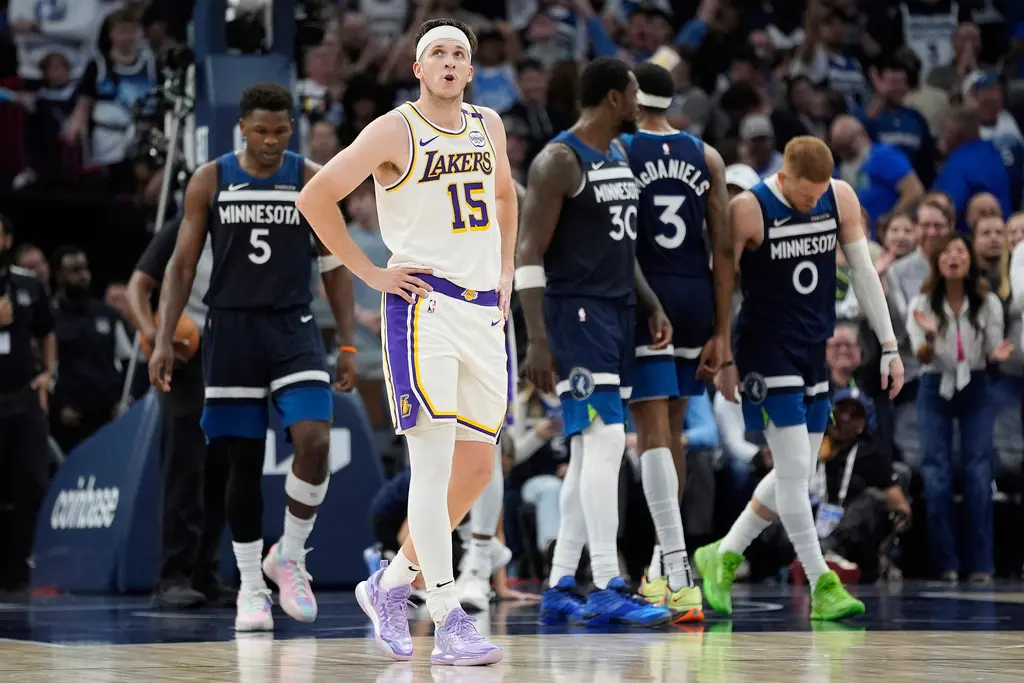 ▲洛杉磯湖人落敗的三大主因逐漸浮出水面，包括失誤被得分率太高、因對手二次進攻大量失分以及主力輪換時間太長。（圖／美聯社／達志影像）