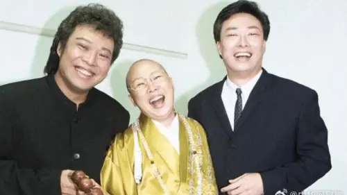▲張菲（左）、費玉清（右）及恆述法師（中）各個從演義圈引退，藝人的退休人活令人超好奇。張菲日前賣掉了手上股票進帳了9位數、費玉清積極投入在慈善中，姊姊恆述法師近期則靠直播宣傳弘法。（圖／翻攝自微博）