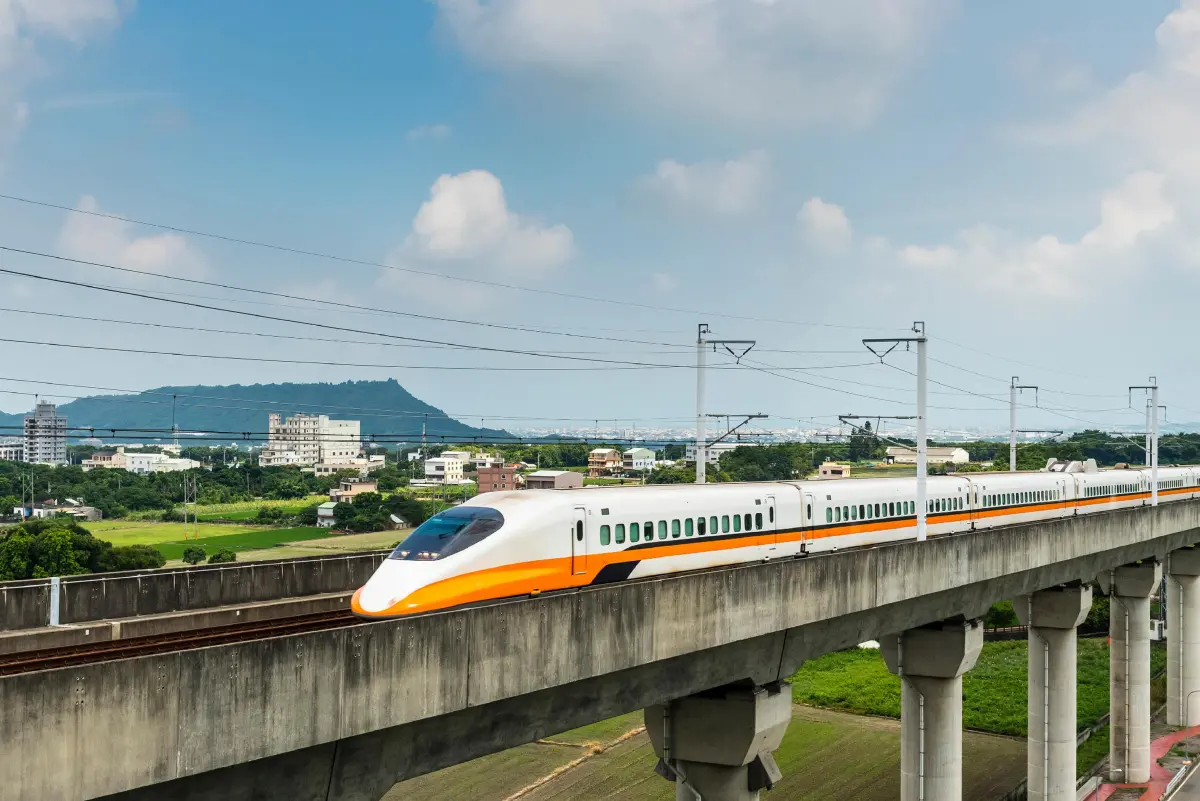 ▲台灣高鐵公布丹娜絲應變措施。（圖／Klook提供）