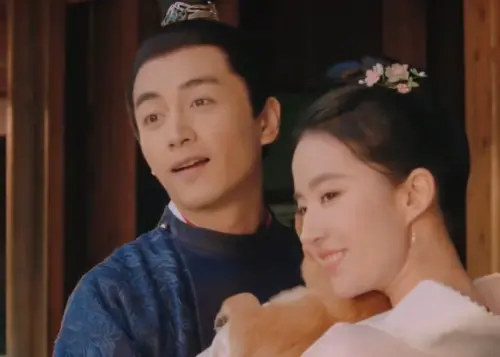 陳曉與劉亦菲。(圖/截取自微博) ▲陳曉(左)與劉亦菲(右)在《夢華錄》中的精彩合作片段。(圖/截取自微博)