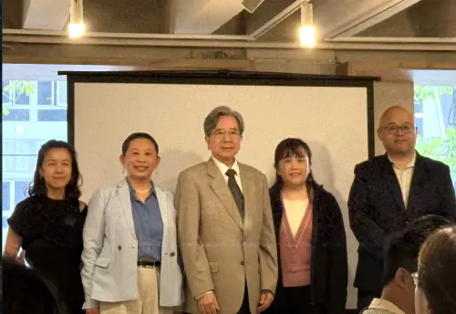 ▲Work Better Innovations執行長凌怡華博士（左二）為此報告的主講人。（圖／記者賴正琳攝於2025.04.28）