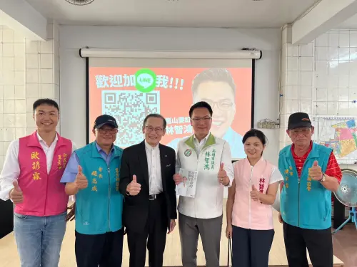 ▲這場社區醫療講座由議員林智鴻攜手義大醫院院長杜元坤、台灣勵志協會,鳳山區鎮北里趙志成里長、忠誠里陳永壽里長共同舉辦。(圖/高市議員林智鴻提供 ▲這場社區醫療講座由議員林智鴻攜手義大醫院院長杜元坤、台灣勵志協會,鳳山區鎮北里趙志成里長、忠誠里陳永壽里長共同舉辦。(圖/高市議員林智鴻提供