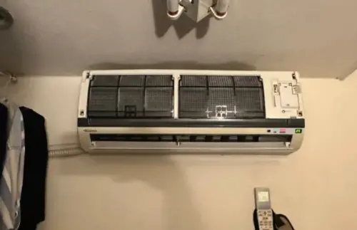 ▲冷氣清潔。（圖/記者張嘉哲攝）