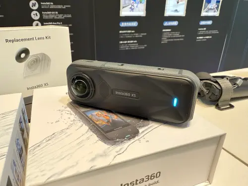 ▲Insta360 X5。（圖／記者周淑萍攝）