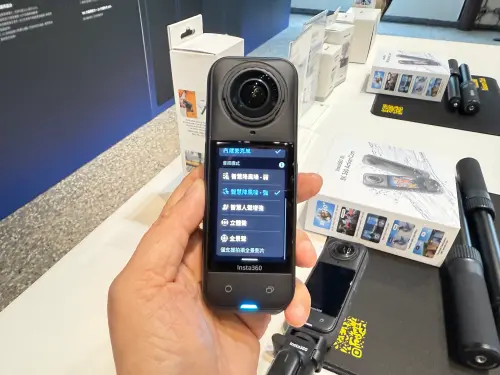 ▲Insta360 X5。（圖／記者周淑萍攝）