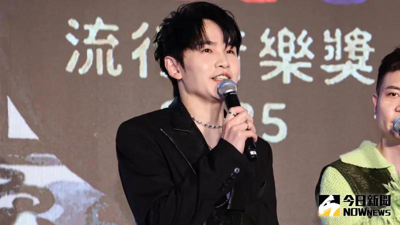 ▲Energy隊長牛奶（如圖）今（29）日出席公開活動，被問到成員Toro近期遭到私生飯跟蹤到家一事，他笑回：「那應該的。」直言Toro是偶像又單身，難免遇上這種事。（圖／記者朱永強攝）