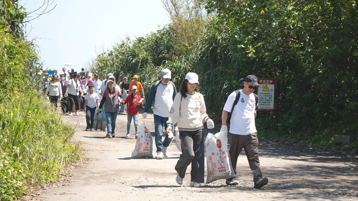 ▲7月起開徵！塑膠平板包材回收清除處理費分五年三階段徵收（圖／翻攝畫面）