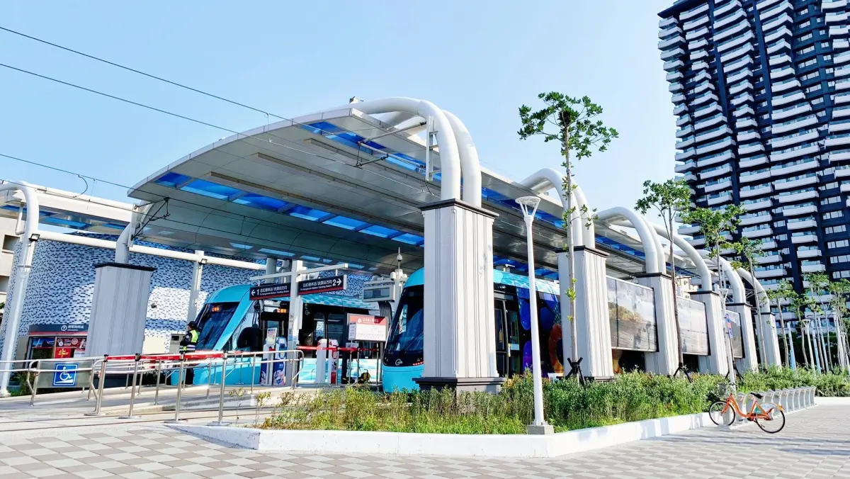 ▲新北捷運局「最新路線」淡海輕軌二期路網先期標統包工程已發包，下半年開工，預計能縮短約1年的捷運施工時間。（圖／新北捷運臉書）