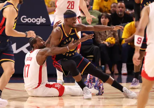 NBA／勇士急了？球評爆Jimmy Butler根本在硬撐　生涯恐提前結束
