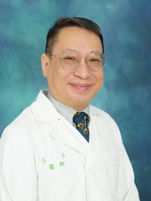 剴剴磨牙才掉牙?台大醫打臉保母「如果有可寫論文讓全世界知道」 ▲為剴剴案鑑定傷勢的台大兒少保護醫療中心主任呂立醫師。(圖/翻攝台大醫院網站)