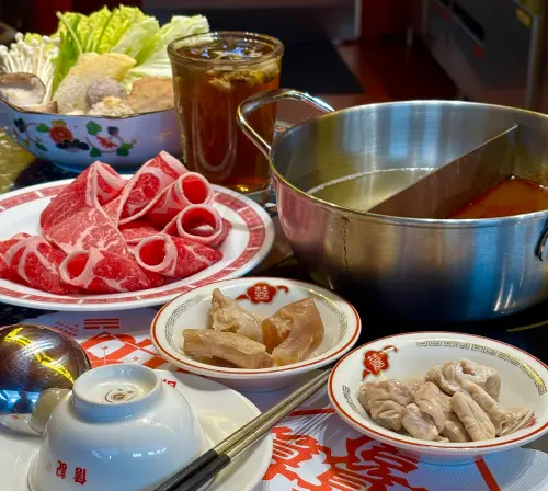 ▲詹記算算屋推出「詹記好料自由配」與詹友必點「麻辣滷5寶」。（圖／詹記麻辣鍋提供）